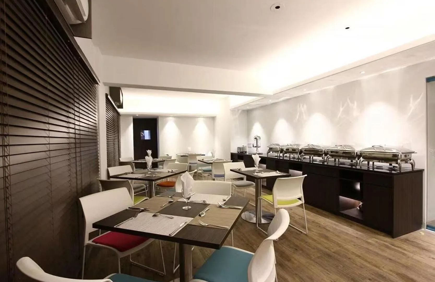 Spring Hill Hotel & Apartments Dhaka
