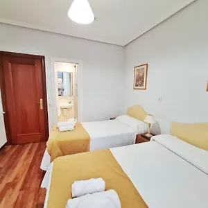  Guest house San Lorenzo Spain